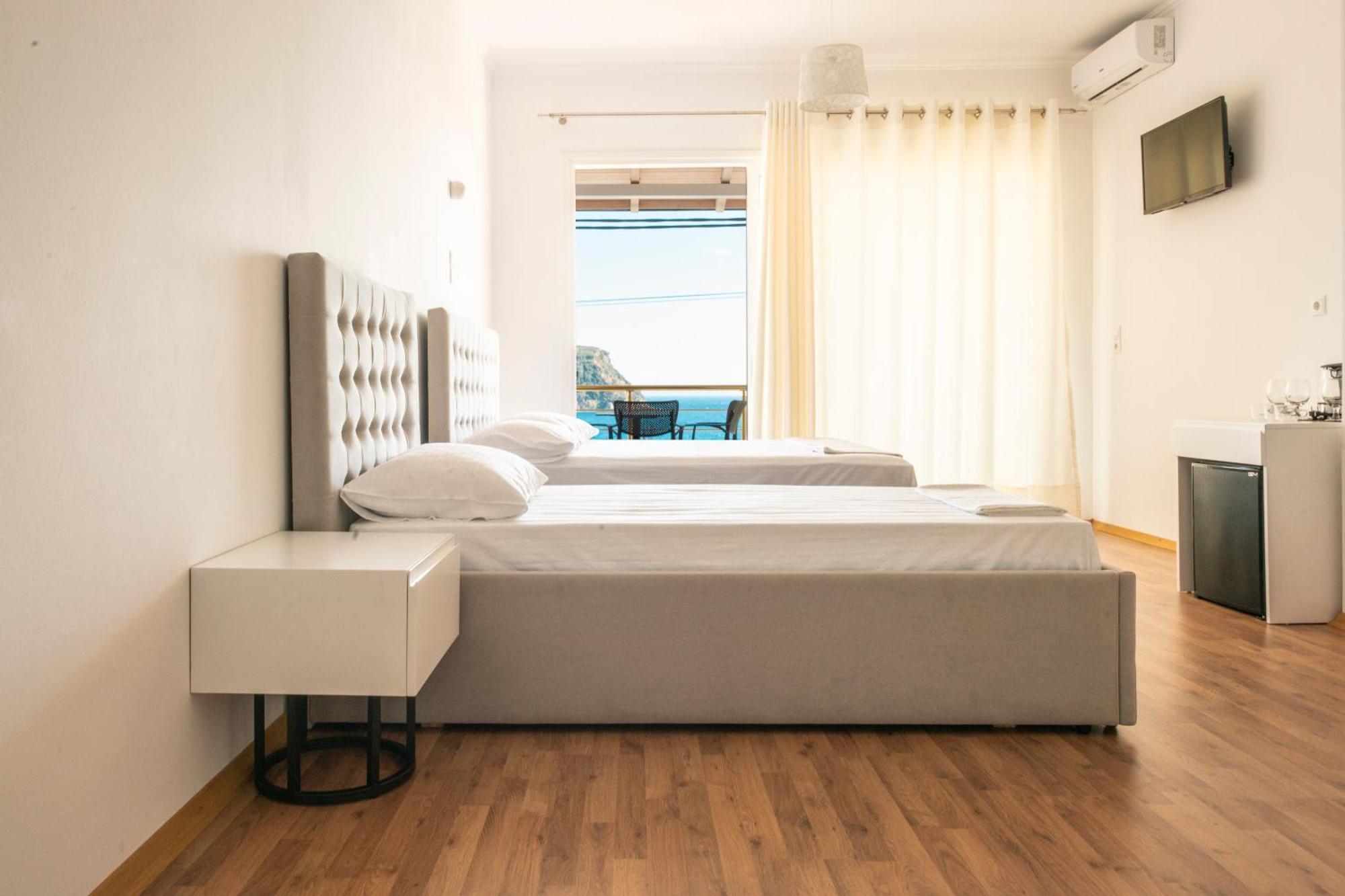 Ionio Blue